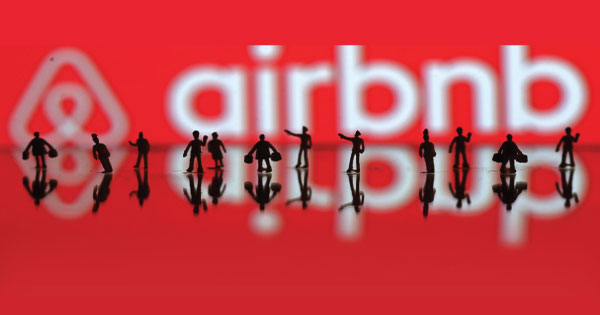 Η Airbnb δεν αποκλείει από την πλατφόρμα της και Ξενοδοχεία!